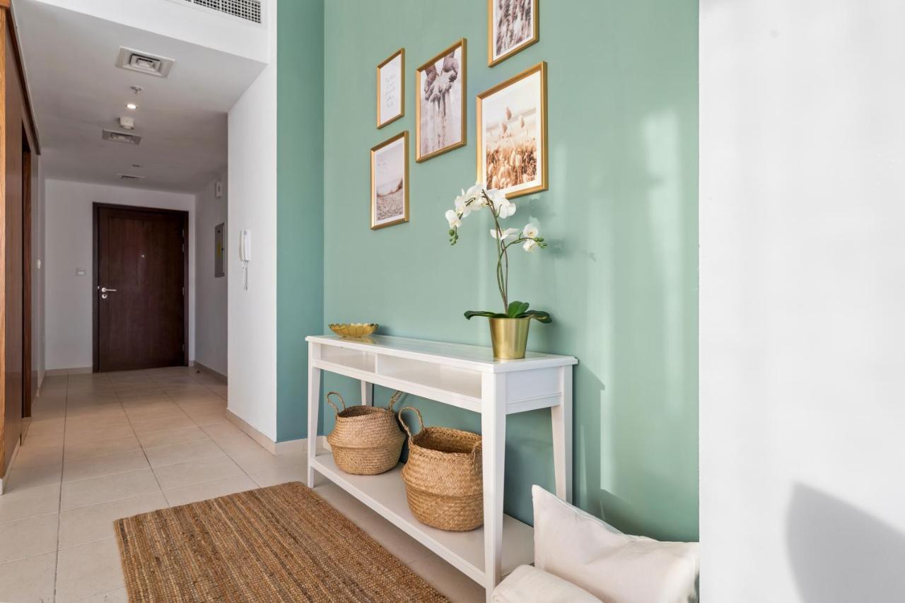 Chic And Zen Apartment, Near Burj Khalifa Tower Dubai Exteriör bild